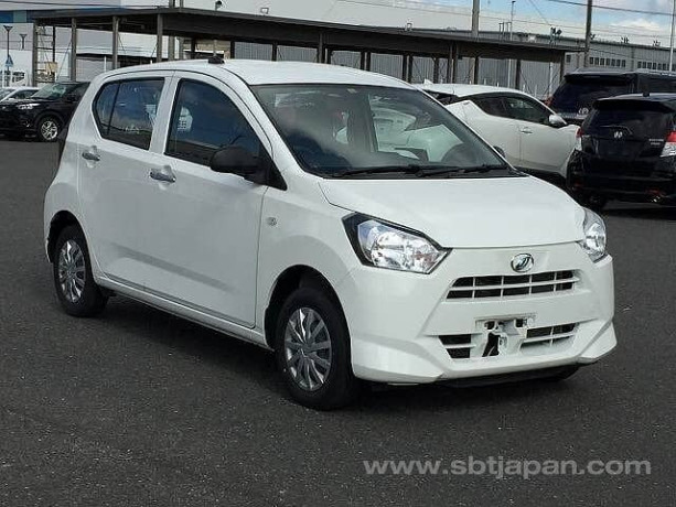 daihatsu-mira-es-manufactured-oct-2022-big-0