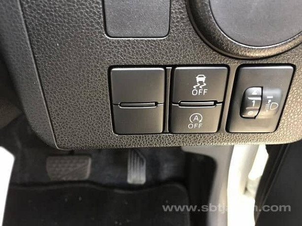 daihatsu-mira-es-manufactured-oct-2022-big-11