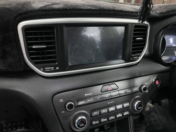 kia-sportage-black-edition-big-5