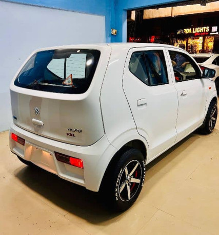 suzuki-alto-2023-big-0