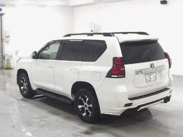 toyota-prado-tx-2020-big-1