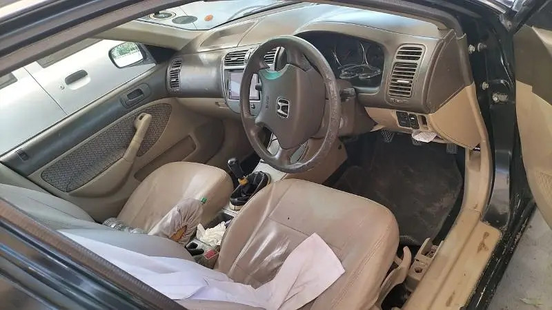 honda-civic-vti-oriel-2004-big-4