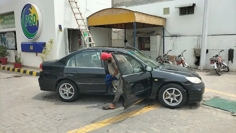 honda-civic-vti-oriel-2004-big-11