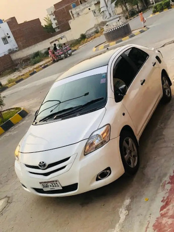 toyota-belta-2006-big-0