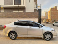honda-city-ivtec-2016-small-11