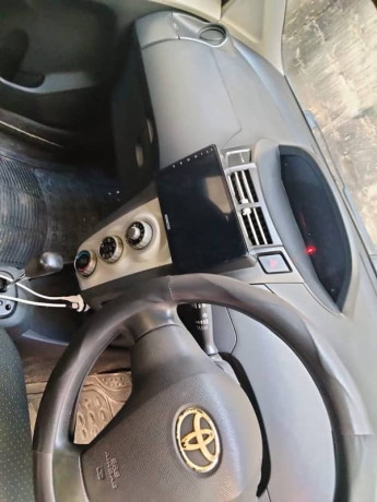toyota-vitz-2010-big-3