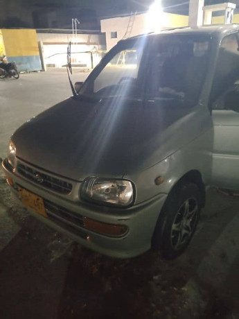 daihatsu-cuore-2011-big-3