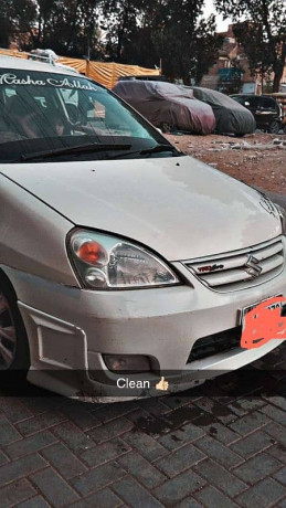 suzuki-liana-2006-big-0