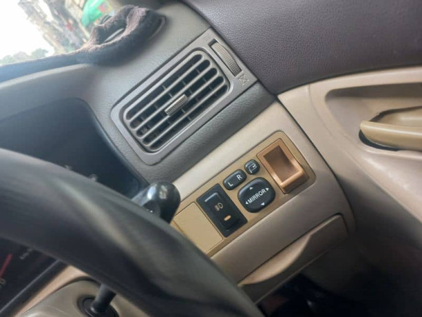 toyota-corolla-xli-2008-big-2
