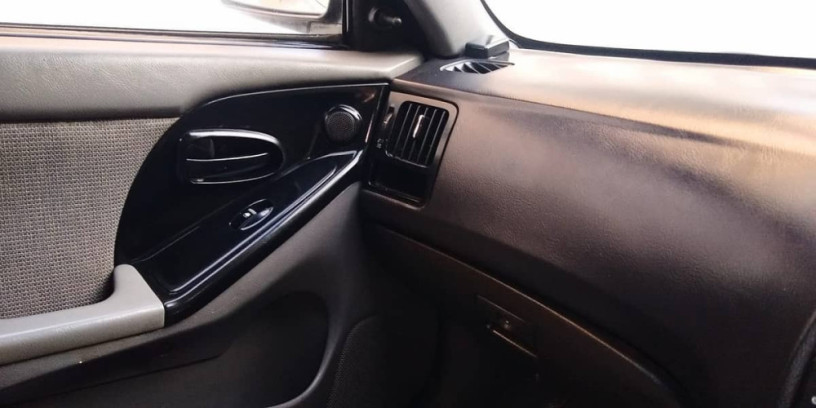 hyundai-elantra-2006-big-8