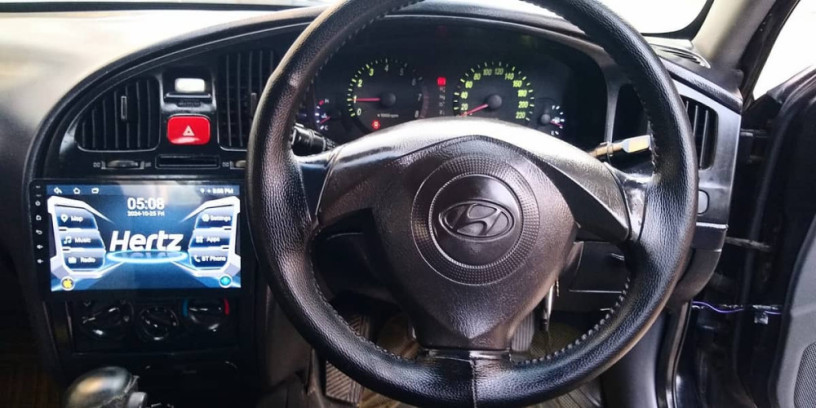 hyundai-elantra-2006-big-7