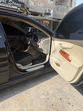 toyota-corolla-altis-2009-big-14