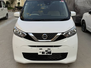 nissan-dayz-2021-35-grade-same-mira-move-alto-cultus-picanto-yaris