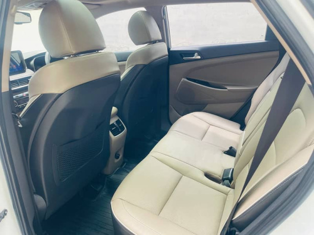 hyundai-tucson-awd-at-ultimate-2023-parking-sensors-big-4