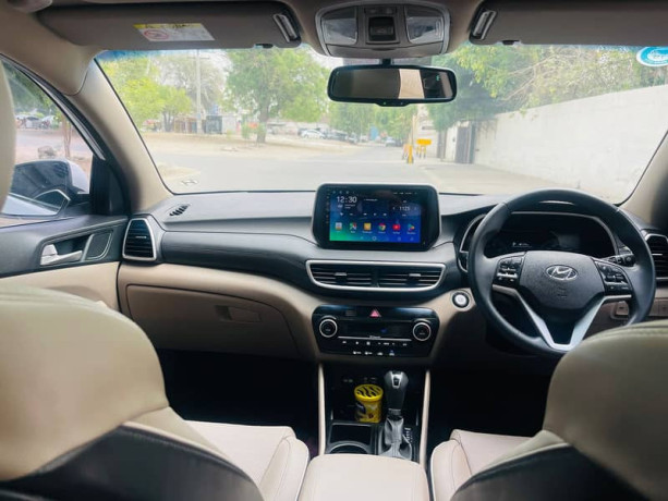 hyundai-tucson-awd-at-ultimate-2023-parking-sensors-big-7