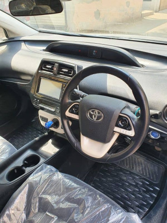 toyota-prius-201820212023reg-big-6
