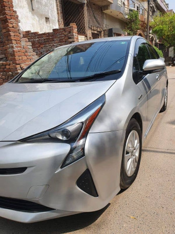 toyota-prius-201820212023reg-big-0