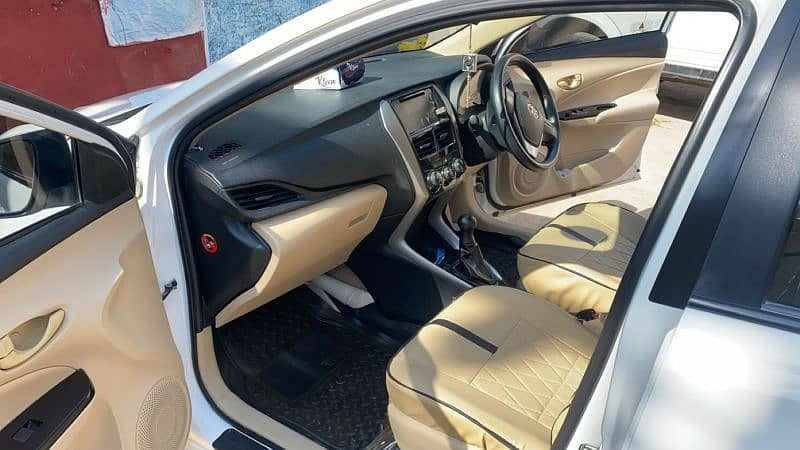 toyota-yaris-2020-big-8