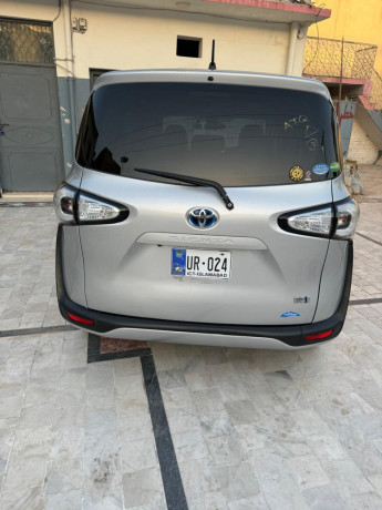 toyota-sienta-g-20182023-big-6