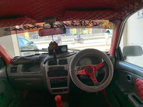 suzuki-alto-lapin-2006-big-7