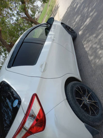 vitz-20182020-big-6