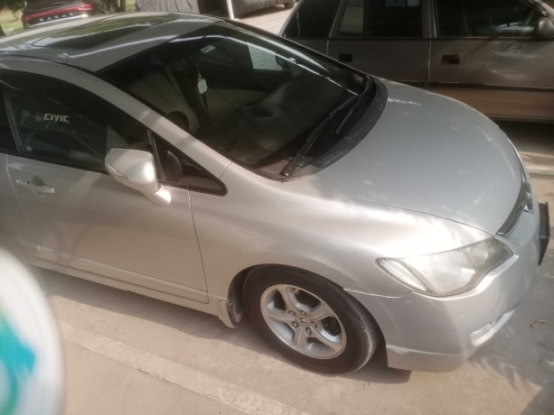honda-civic-oriel-big-0