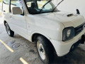 suzuki-jimmy-small-2