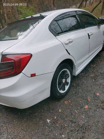 honda-civic-oriel-big-2