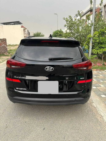 hyundai-tucson-hybrid-signature-big-1