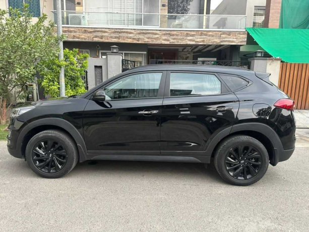 hyundai-tucson-hybrid-signature-big-2