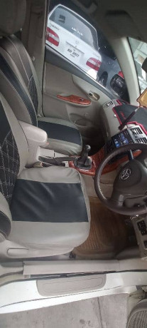 toyota-corolla-altis-grande-x-cvt-i-18-black-interior-big-6