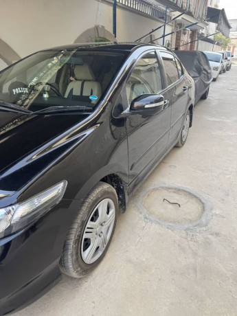 honda-city-2021-like-brand-new-new-tyre-installed-b2b-geniune-big-3