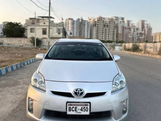 toyota-prius-18-model-201114