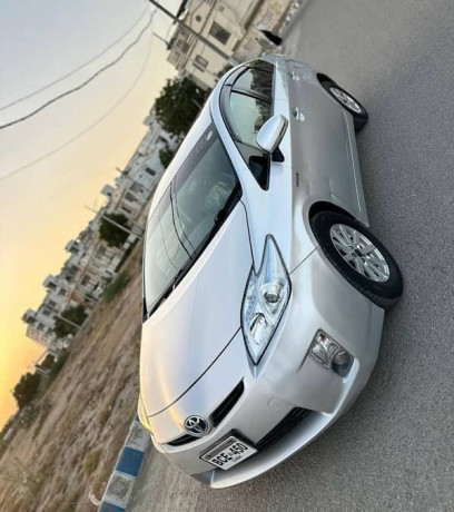 toyota-prius-18-model-201114-big-4