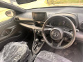 toyota-yaris-hatchback-g-small-6