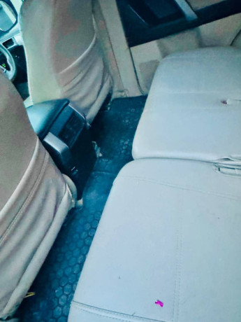 toyota-prado-tx-27-2009-big-14