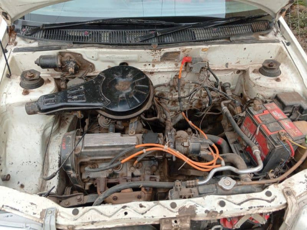 suzuki-cultus-2004-big-7