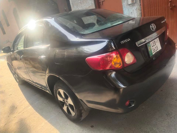 toyota-corolla-altis-x-manual-16-big-6
