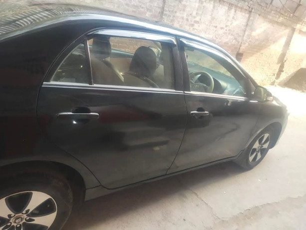 toyota-corolla-altis-x-manual-16-big-1