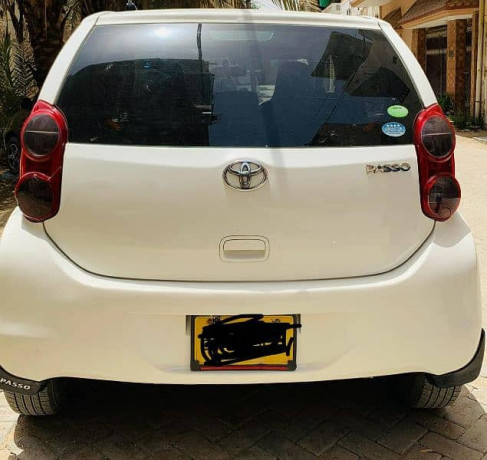 toyota-passo-2013-big-5