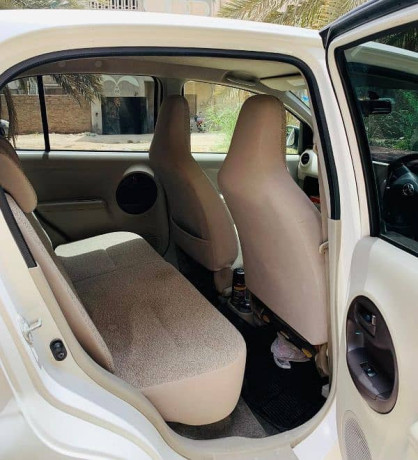 toyota-passo-2013-big-9