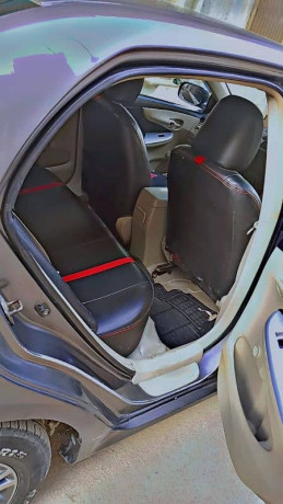 toyota-corolla-xli-2013-big-9