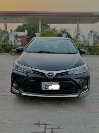 toyota-corolla-altis-16-x-cvt-i-big-1
