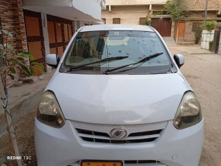 daihatsu-mira-2013