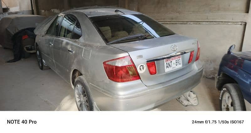 toyota-premio-2003-big-4
