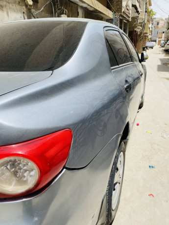 corolla-gli-2011-model-big-5