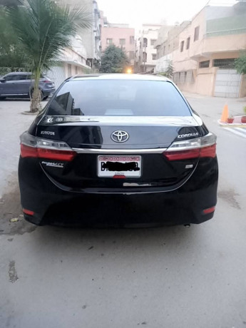 toyota-corolla-altis-16-x-cvt-i-big-9