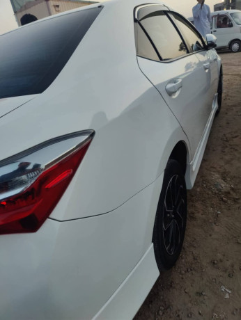 toyota-corolla-altis-16-x-cvt-i-big-2