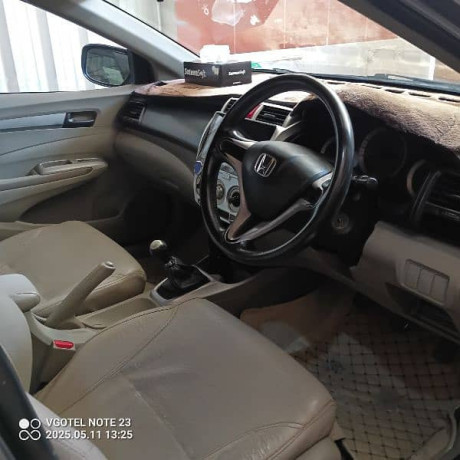 honda-city-ivtec-2014-big-7