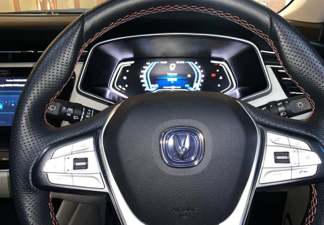 changan-oshan-x7-future-sense-full-loaded-big-8